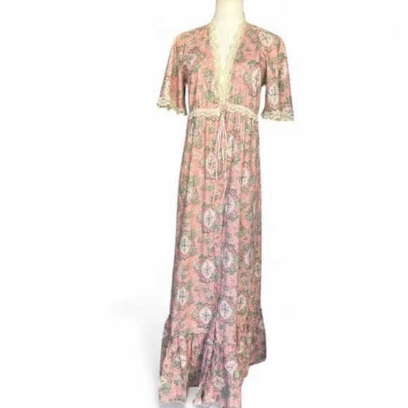 Gilligan & O'Malley Other - Gilligan & O'Malley Pink Floral Nightgown